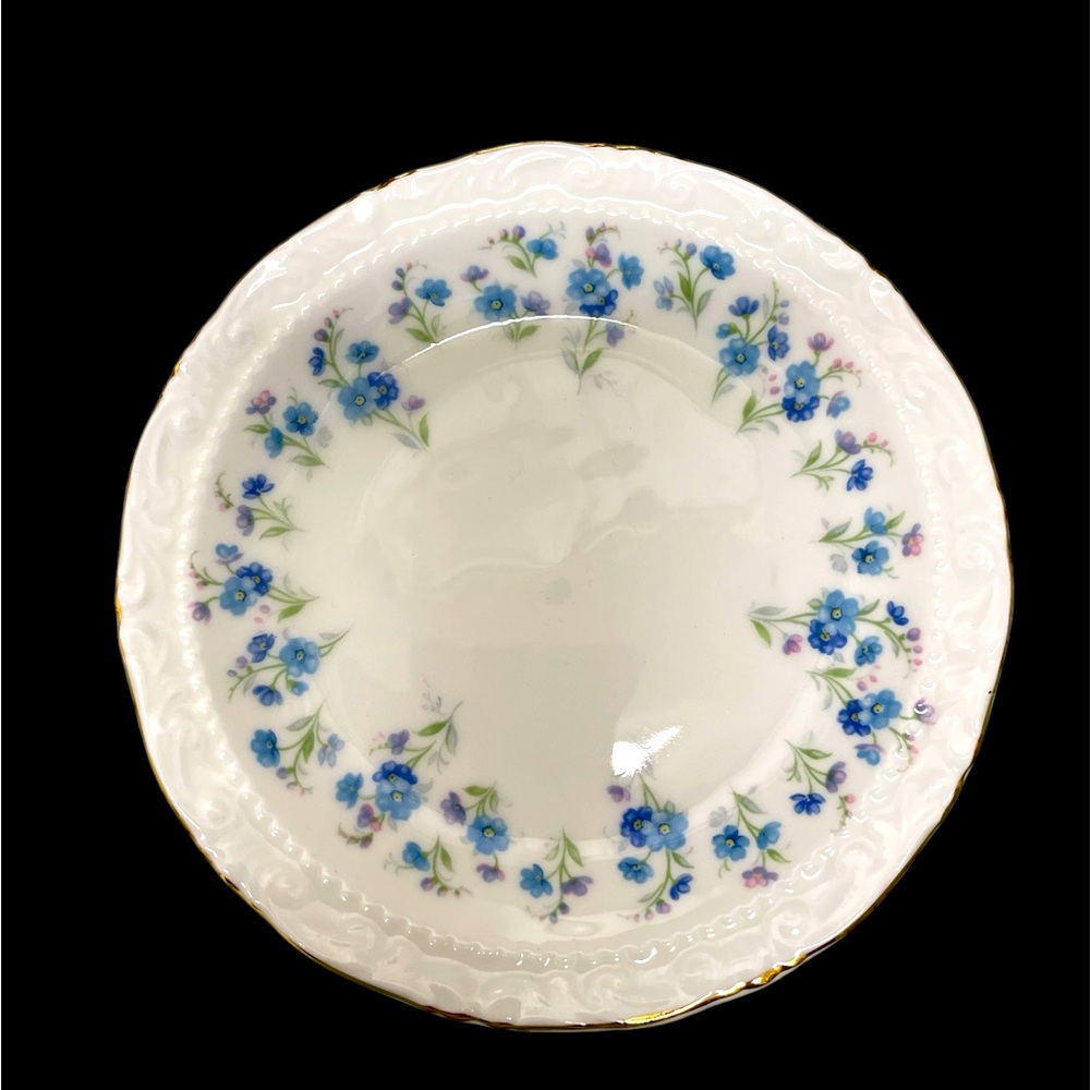 Vintage Royal Albert Memory Lane Plate